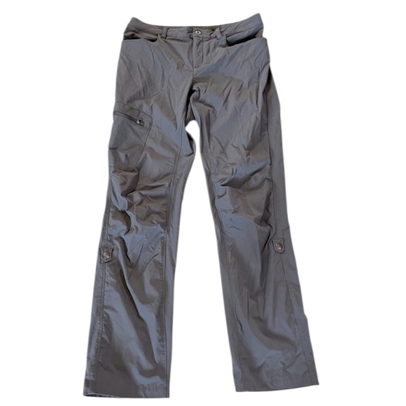 Patagonia Pants - PATAGONIA Gray Cargo Pants. Women’s. Size 6. Stretch